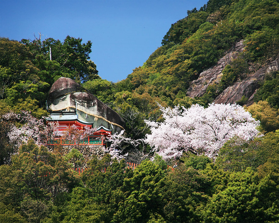 関西の日帰り女子旅で、週末小旅行におすすめ「神倉神社（かみくらじんじゃ：和歌山）」