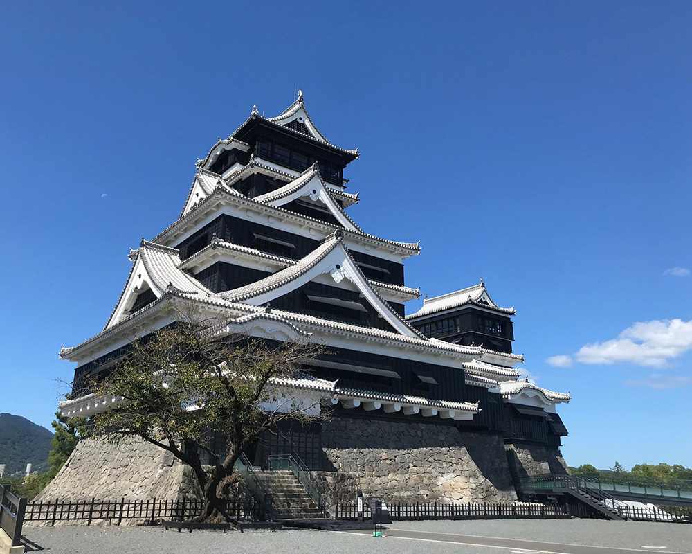 夏旅行おすすめ女子旅特集:熊本城
