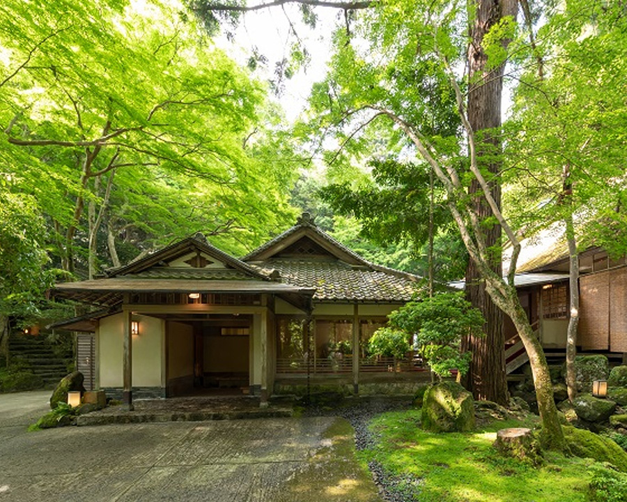 奈良春日奥山 月日亭
