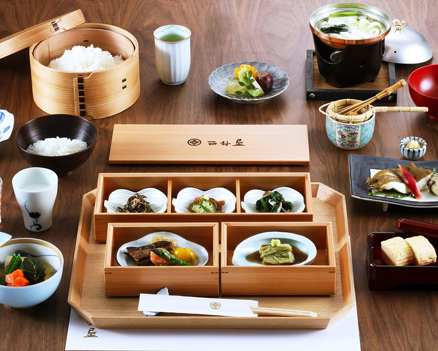 城崎温泉モデルコース：西村屋朝食