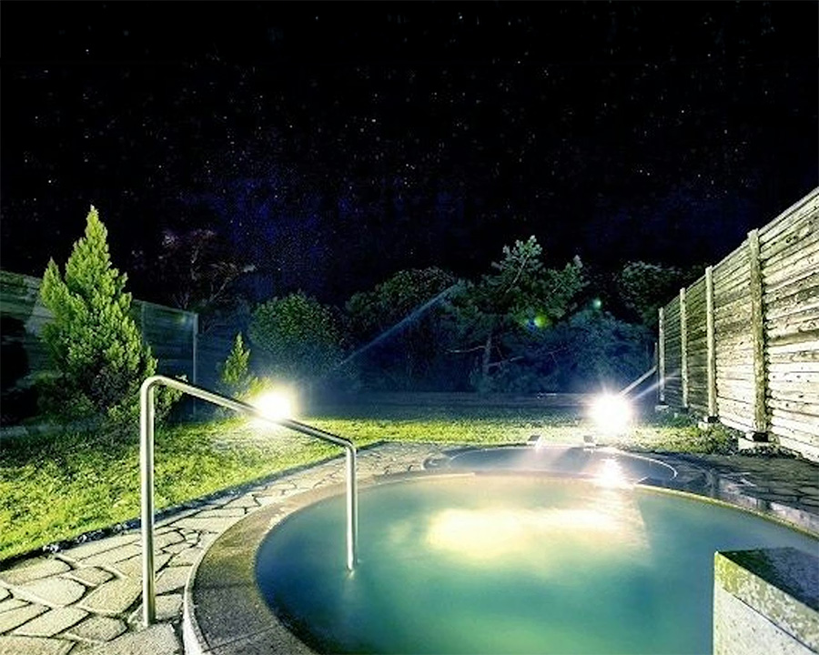 峰山高原ホテルリラクシア|高原の澄んだ空で星空を楽しむ