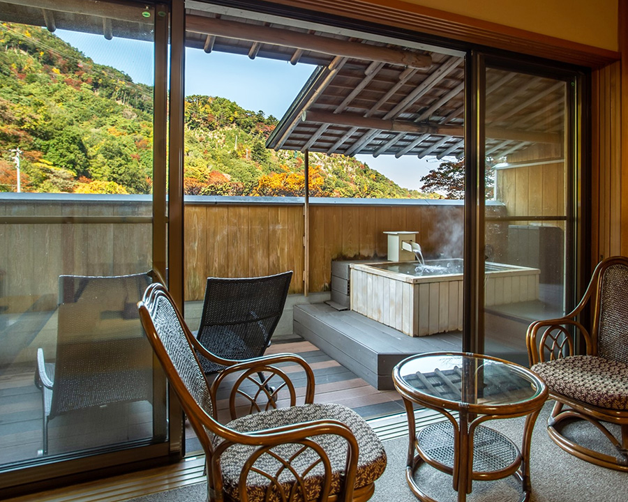 【三重】湯の山温泉 三峯園 ～川のせせらぎと古湯を楽しむ宿～