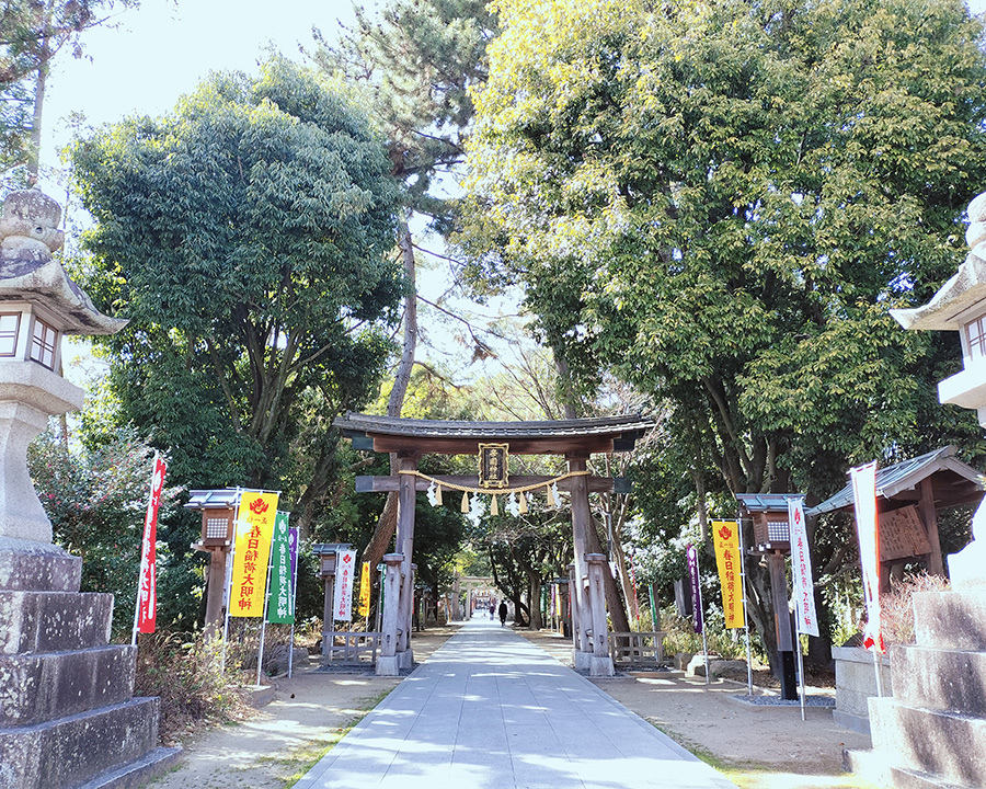 葛井寺に行ったら周辺の街歩きが想像以上に楽しかった｜辛國神社の参道
