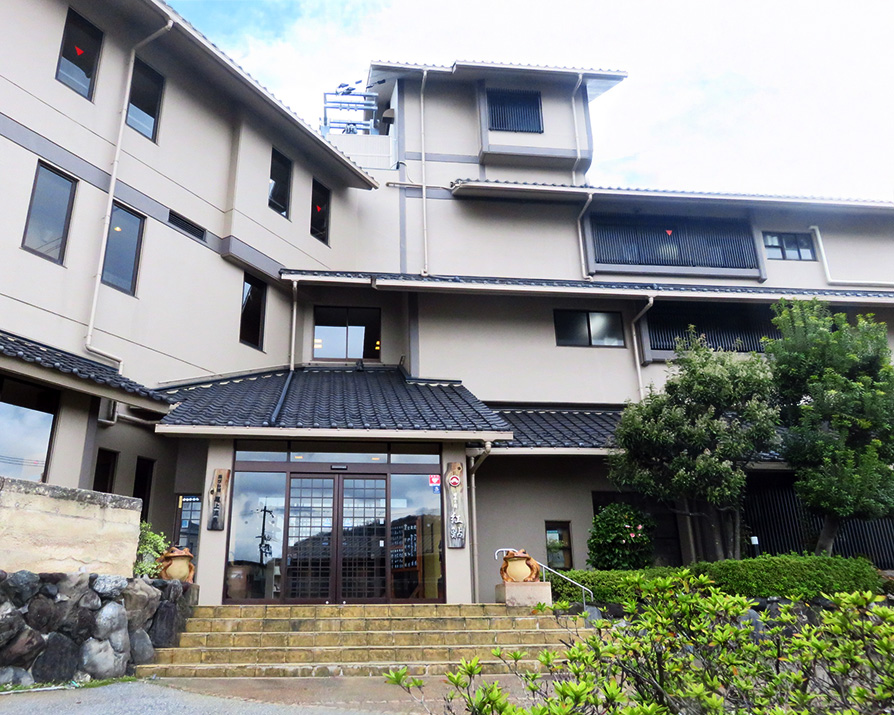 滋賀・長浜エリア一泊二日旅：「尾上温泉 旅館紅鮎」チェックイン