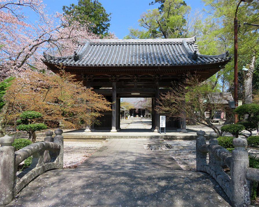 滋賀・長浜エリア一泊二日旅：渡岸寺観音堂を観光